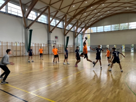 I miejsce na Woli i IV miejsce w Warszawie piłkarzy ręcznych z Norwida.